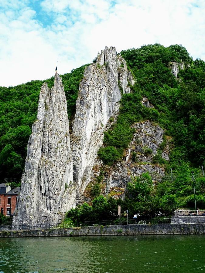 Ferienwohnung L'Entre Ciel Et Meuse Dinant Exterior foto